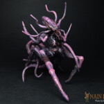 Chimère Une figurine de Nemesis, Chimère, une créature violette très imposante. Plein de tentacules, a l’apparence fantomatique.