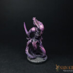 Ombre Une figurine de Nemesis, Ombre, une créature violette tentaculaire a l’apparence fantomatique.