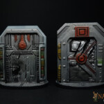 Une figurine de Nemesis, Portes, une portes de vaisseaux griffer par des intrus.